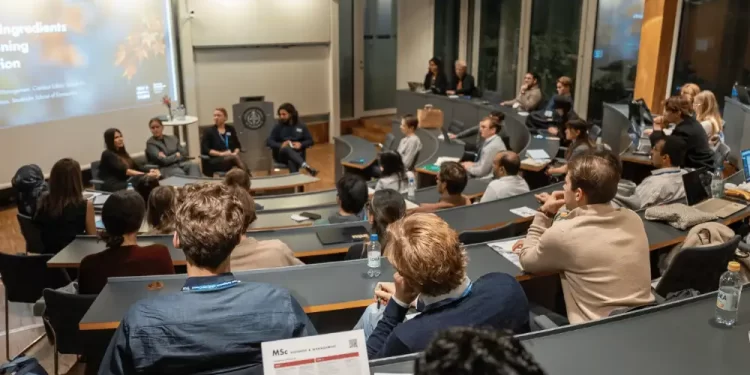 MBA Tour 2025: Escuelas de negocios en el camino