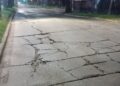 Las calles de Los Ángeles enfrentan serios problemas de reparación: hay vías intransitables.