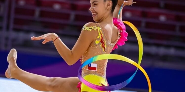 Talca destaca en la gimnasia rítmica: la atleta Dominga Badilla competirá en Asunción 2025.