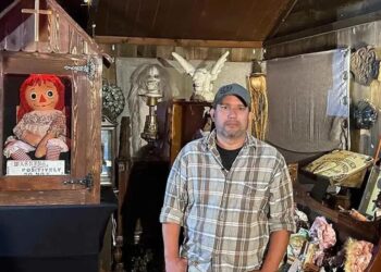 Impacto en el ámbito paranormal: Falleció Dan Rivera, el encargado de la muñeca Annabelle.