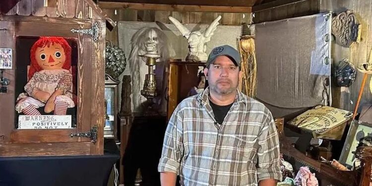 Impacto en el ámbito paranormal: Falleció Dan Rivera, el encargado de la muñeca Annabelle.