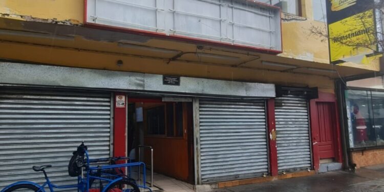 Cierra un emblemático restaurante de Los Ángeles, conocido como un referente de las papas fritas.