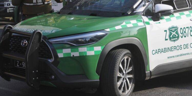 Detienen a un sujeto por agredir a su pareja y dejar a tres carabineros heridos en Los Ángeles.