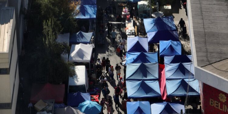 Alcalde Desbordes solicita levantar el secreto bancario para combatir el crimen organizado en el Barrio Meiggs.