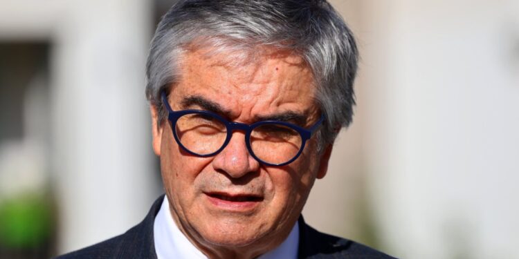 Marcel insiste a los ministros en la necesidad de regularizar el pago de contribuciones de inmediato