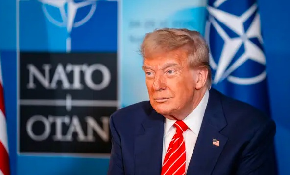 Donald Trump solicita que se hagan públicos todos los testimonios del caso Epstein.