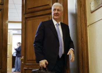 Municipalidad de Paine aclara que desestimó cambios en la vivienda del director del SII debido a observaciones pendientes de corrección.