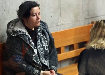 Dictan prisión preventiva a la hija de una anciana hallada muerta dentro de una maleta en Recoleta.