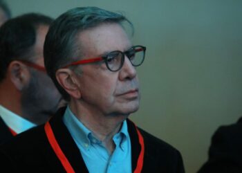 Joaquín Lavín destaca la campaña de Jeannette Jara y advierte sobre el reto de asegurar la continuidad.