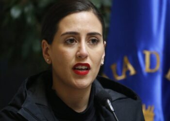 La alcaldesa Ripamonti será convocada a la comisión investigadora para explicar su papel en la reconstrucción después del megaincendio.