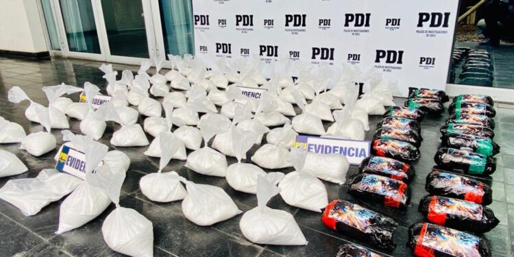 Fiscal alerta sobre la posible llegada de nuevos grupos criminales de México y Brasil a Chile.