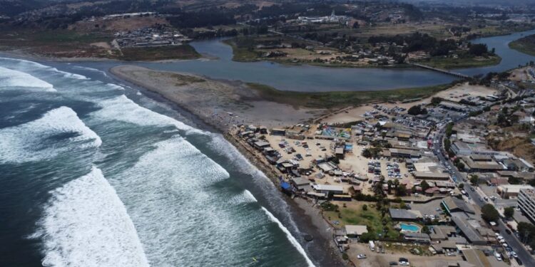 SHOA emite Estado de Alerta en la región de Valparaíso debido a la amenaza de un tsunami: infórmese sobre el horario de llegada de las primeras olas.