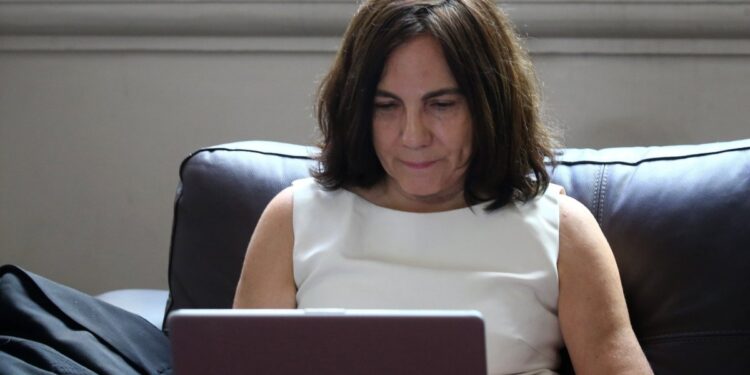 PC solicita la destitución del fiscal Herrera en el caso de Farmacias Populares: imputado denuncia presiones en contra de Jadue.