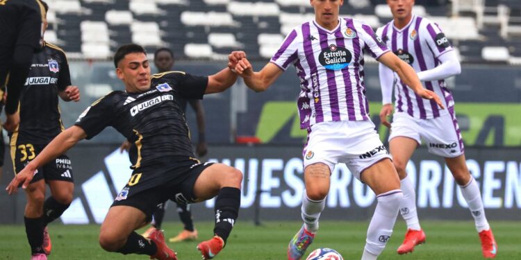 Colo Colo volvió a fallar ante el Real Valladolid.