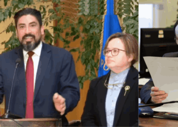 Legisladores enfrentan cobros ocultos por cortes de luz.