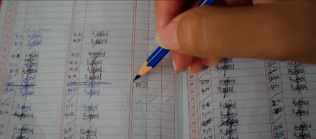 Fin al libro de asistencia: Contraloría pide modernizar los registros.