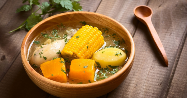 Celebra el Día de la Cazuela con sabor, tradición y una receta que dejará a todos felices.