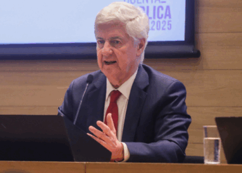 Nueve años sin registrar ampliaciones: Señalan falta de pago de contribuciones por parte del director del SII.