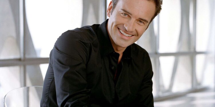 El actor Julian McMahon, conocido por su papel en Nip/Tuck, ha fallecido a los 56 años tras luchar contra el cáncer.