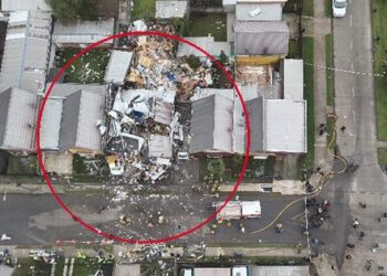 [VIDEO] Tremenda explosión destroza casa en Temuco y deja a una persona fallecida