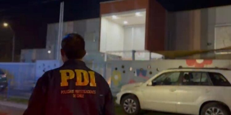 Niña de menos de dos años muere asfixiada por un globo en jardín infantil de Rengo.