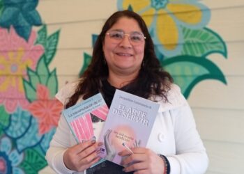 Jacqueline Constancio lanzó en Los Ángeles sus libros sobre transformación y el propósito de vida.