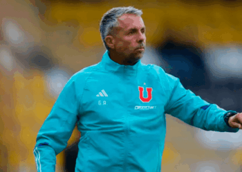 El DT de Guaraní contó sobre su cercanía con Gustavo Álvarez antes del duelo contra Universidad de Chile.