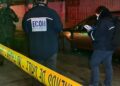 Detienen a adolescentes heridos de bala en un auto relacionado con un homicidio en Recoleta: uno de 16 años está grave y otro de 13 salió ileso.