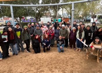 Estudiantes de la UMCE se interiorizan sobre la crisis sanitaria en Lo Herrera por falta de alcantarillado y elaborarán un informe.