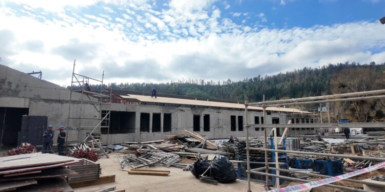 Vichuquén lanza un plan estratégico para optimizar su sistema de salud.