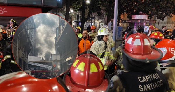 Incendio en edificio de Santiago ya lleva más de 18 horas: el fuego empezó en el antiguo cine.