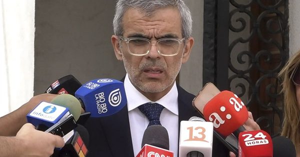 Ministro Cordero advierte sobre la seriedad del narcotráfico en las FF.AA. para la seguridad nacional: “Son el último eslabón”