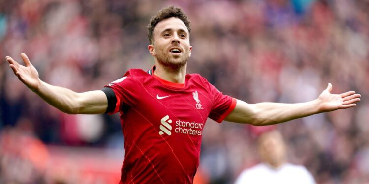 Impacto global por el fallecimiento de Diogo Jota, jugador del Liverpool y de la Selección de Portugal.