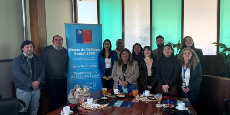 Inicia Mesa de Diálogo Social para impulsar la equidad de género en la Región Metropolitana