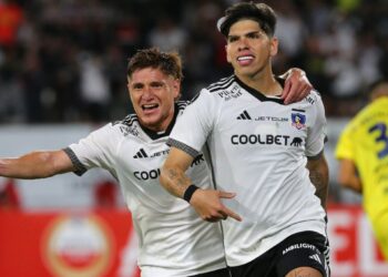 Gil respalda a Palacios y sostiene que para que destaque en Boca Juniors «es necesario cuidarlo y valorarlo».