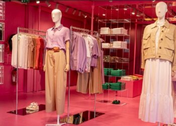 Un coloso de la moda se declaró en quiebra y ha cerrado más de 180 tiendas en todo el mundo.