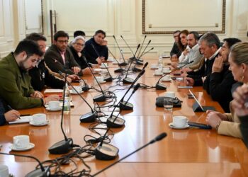 Gobernador y AMUR: El porvenir de las comunas rurales.