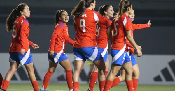 La Roja femenina golea 5-0 a Bolivia en su último partido previo a la Copa América.