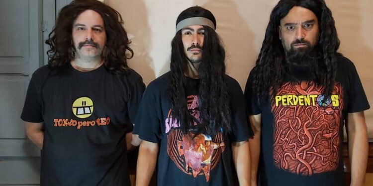 Tonto Pero Feo vuelve con toda su energía punk rock, ¡y se presentan junto a Ordaca en el Bar de René!