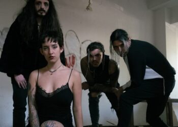 Vestya lanza su primer single «Ríes, Mientes».