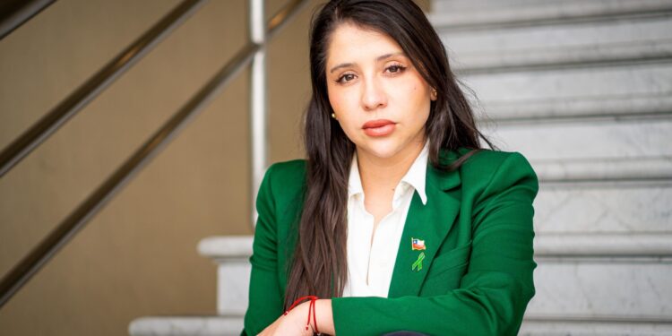 Diputada Consuelo Veloso sobre la desaparición de la concejala María Ignacia González: “No descarto un ajuste de cuentas por motivos políticos”