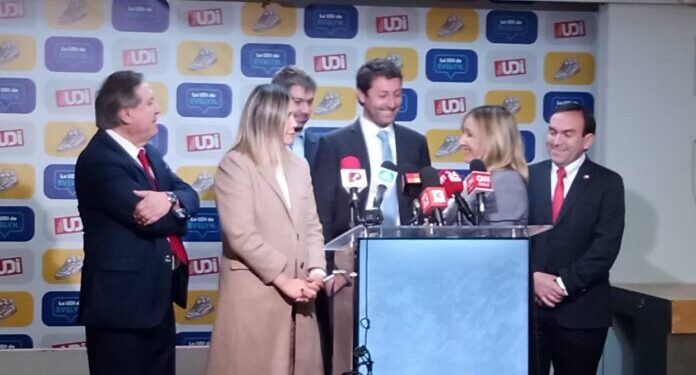 En la Oposición, tampoco hay ganas de hacer una lista única de candidatos al Parlamento.