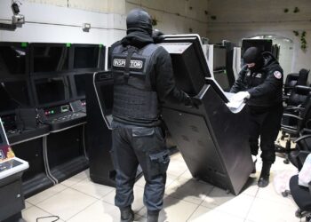 Incautan 70 máquinas de juego en Estación Central