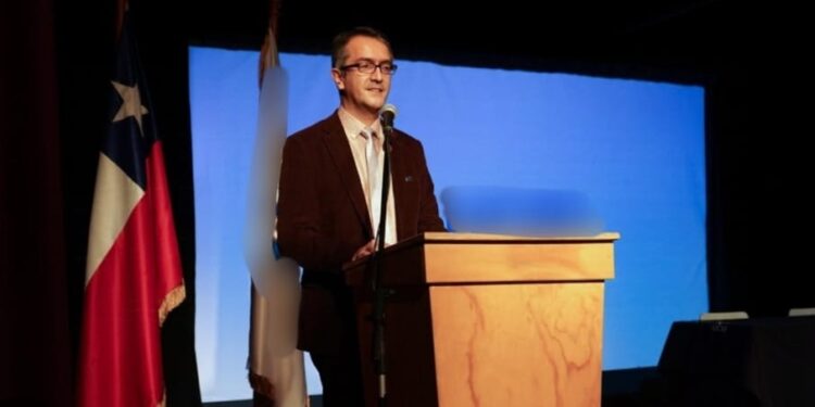 Política y ciudadanía: la conexión que determina el futuro.