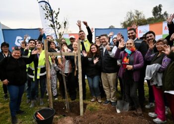Gobierno de Santiago sembró el árbol número 35 mil.