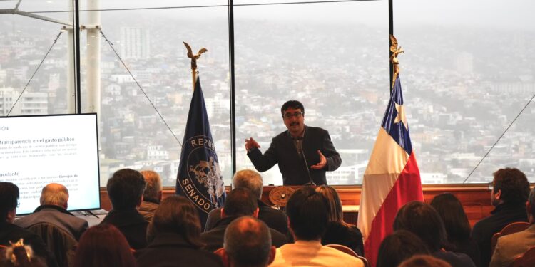 “Royalty Portuario: Latorre propone que los puertos devuelvan algo a quienes los sostienen”