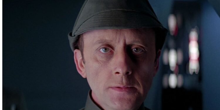 Fallece a los 87 años Kenneth Colley, quien interpretó al Almirante Piett en «Star Wars»