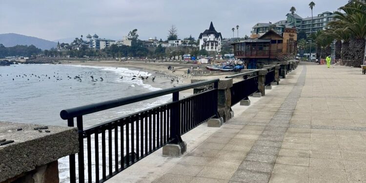Obras de conservación del borde costero en Papudo y Zapallar alcanzan un 90% de avance.