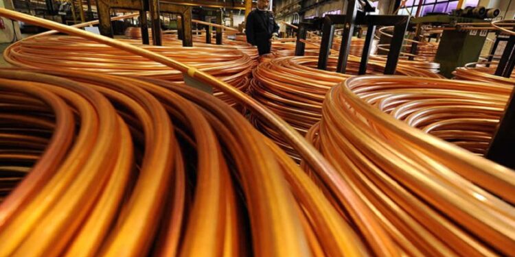 Trump exceptúa al cobre refinado chileno, principal producto de exportación de nuestro país a EE.UU., del arancel del 50%.