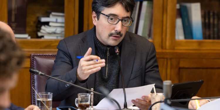 Senador Juan Ignacio Latorre asume presidencia de la Comisión de Vivienda y Urbanismo con fuerte compromiso por la Región de Valparaíso